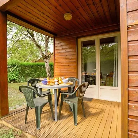 Et Labeille 2 étoiles - Piscine Chalet *