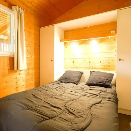 Et Labeille 2 étoiles - Piscine Chalet Bézenac